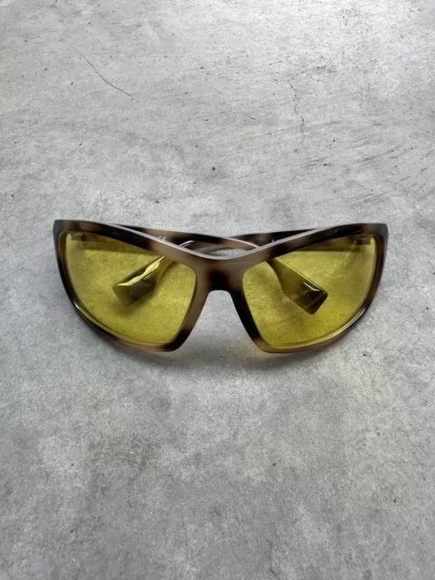 Burberry 4297 Wrap Mask Spotted Beige Yellow Sunglasses BE4297S Unisex