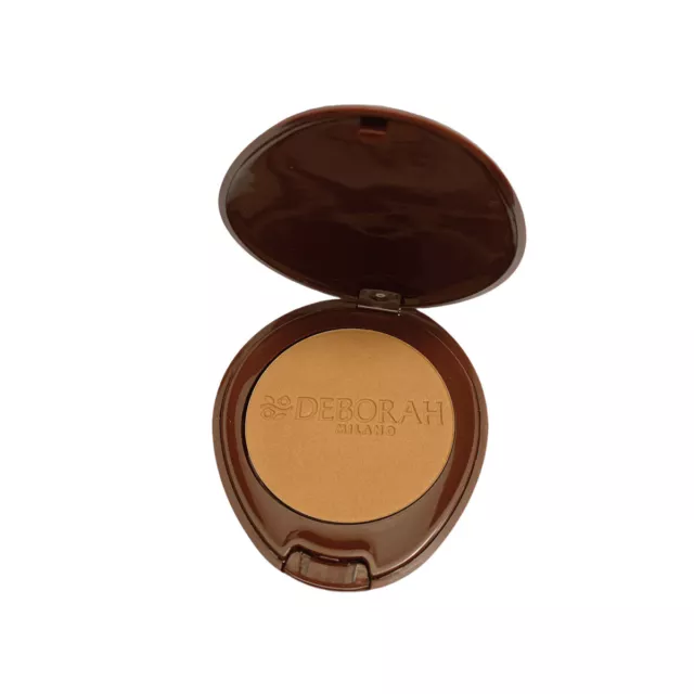 Terra abbronzante con accelleratore di abbronzatura n: 01 Golden Sand SPF 15