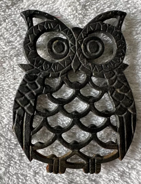 Vintage Cast Iron Owl Trivet 4” Taiwan