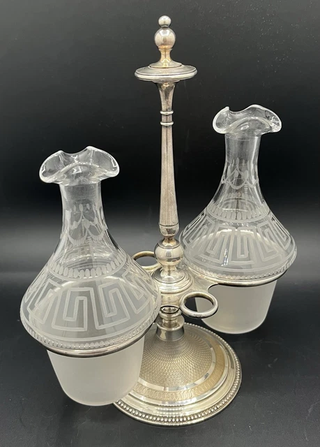 Huilier Vinaigrier En Métal Argenté Et Cristal Ciselé – Décor Floral, Vintage