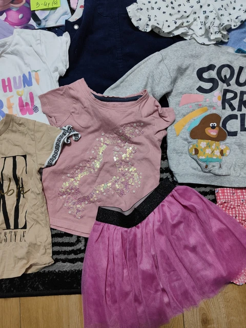 #646- Enorme pacchetto di vestiti per ragazze 3-4 anni GEORGE NEXT DISNEY ZARA TED.B DISNE 3