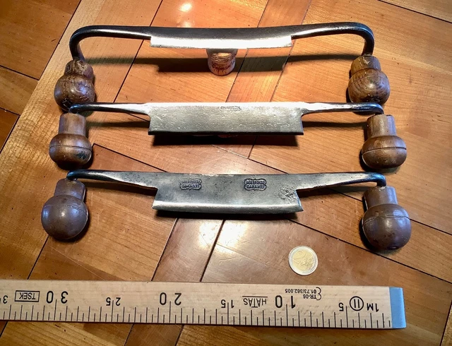 Lot 6 Anciennes Machines-Outils & Accessoires Atelier En Tôle - Jouets Vintage Collection