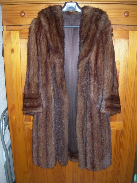Manteau Fourrure Véritable Vison Marron Taille 42 - Marque Saga Minsk - Neuf Sans étiquettes Vintage