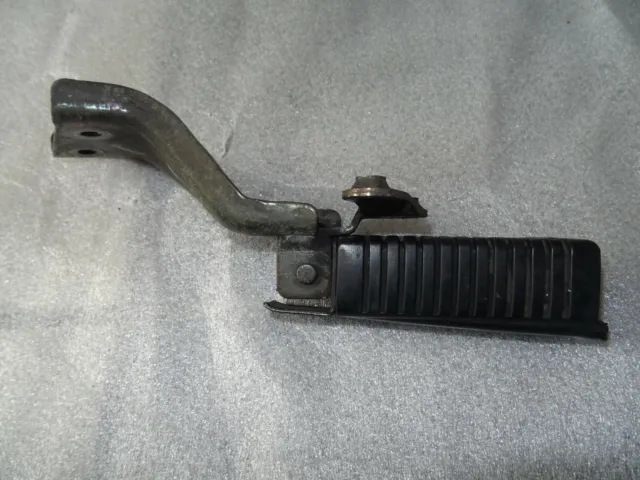 1. Suzuki An 125 CF42A Peg Rear Left Pillion Peg