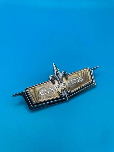 1971 1972 Chevy Caprice Roof Side Sail Panel Emblem Oem 9856613 Gm