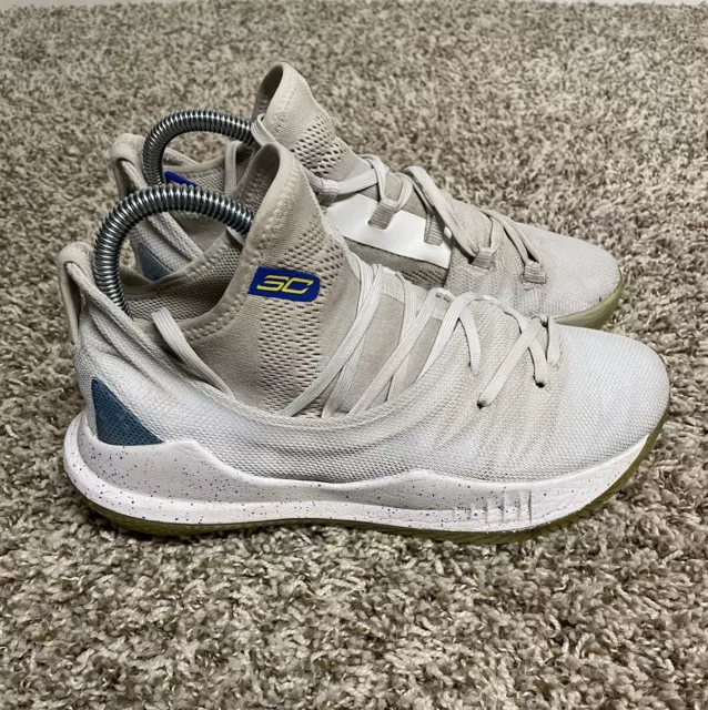 Curry 5 size 5.5 top