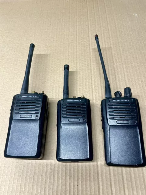 Lot of 3 Motorola EVX-261 Two-Way Radios, 16-Channel UHF 403-470 MHz READ!