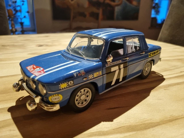 A VENDRE - 🏁 RENAULT 8 GORDINI RALLYE SPORT (1967) – 1/18 – Solido – Bleu rallye – Avec boîte - Collection