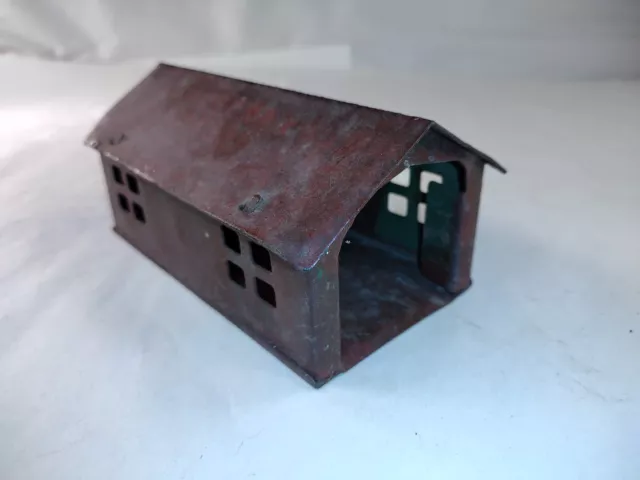 Vintage 1930's Marx or Wyandotte Toy Car Garage, Tin Building