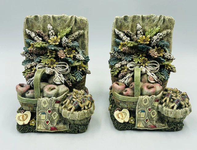 TCR Resin Bookends Floral & Basket of Apples Quilt Garden Flowers Dolls