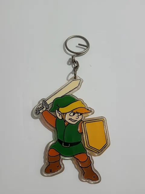Vintage 1988 Legend of Zelda LINK Official Nintendo of America Keychain P