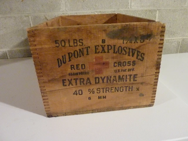 Vintage Dupont Red Cross Dynamites Wood Crate