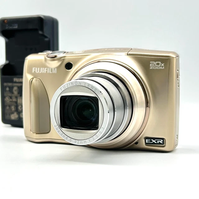 FUJiFILM 　FINEPIX　 F1000EXR FUJIFILM FinePix F1000EXR digital camera W. 20x Zoom Lens