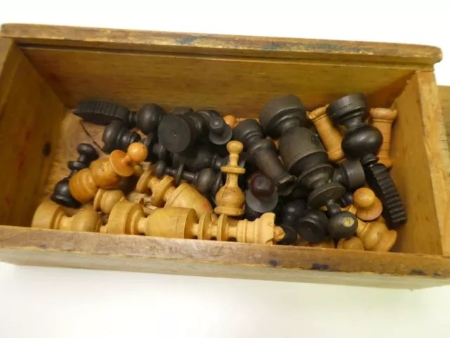 Old Wooden Carved Boxwood Chess Set In Original Timber Box Case 2