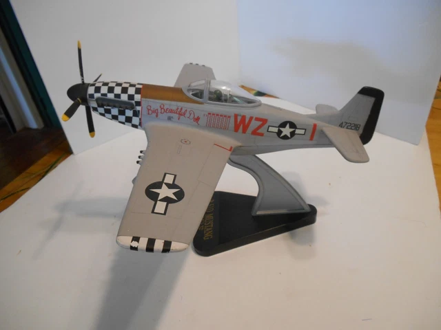 motor works p-51d mustang 1;32 scale die cast model plane motor works p-51d mustang 1;32 scale die cast model plane