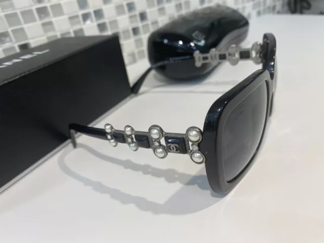 NIB CHANEL PEARL Crystal Bijoux Polarized Sunglasses 5335 HB Black