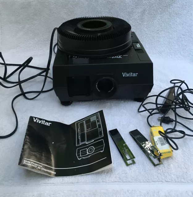 Vivitar 5000AF Auto Focus 35mm Slide Projector - Carousel & Remote