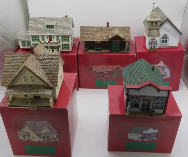 1994 Hallmark Sarah Plain And Tall Complete  Houses & Buildings W/ Boxes