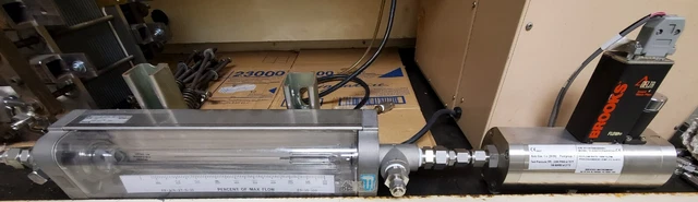 BROOKS INSTRUMENTS Mass Flow Controller Model SLA5853S2DAB2C2A1