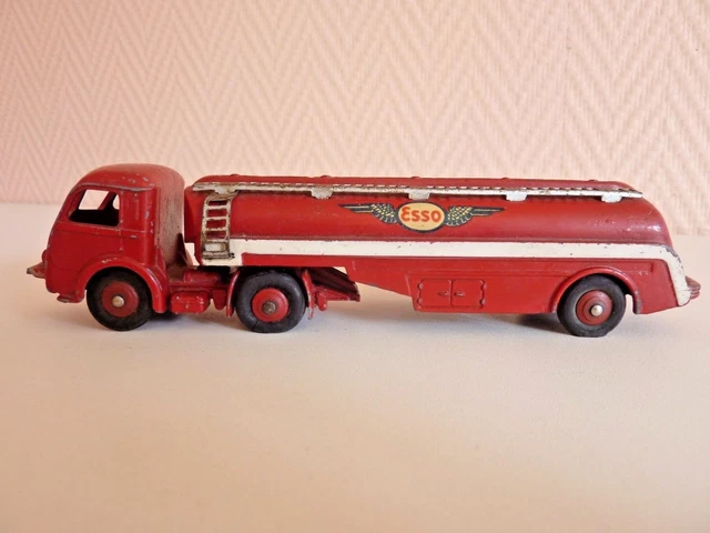 Camion Citerne Dinky Toys Meccano Panhard 32 C - Vintage Rouge, Échelle 1:4, Acier Embuti, France 1950