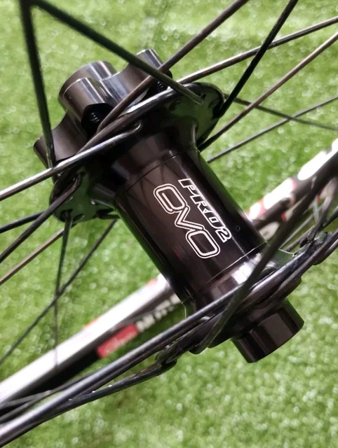 ⑧FORMOSA (旧ロゴ) カーボン リム 29インチ 1本 ⑧FORMOSA (旧ロゴ) カーボン リム 29インチ 1本