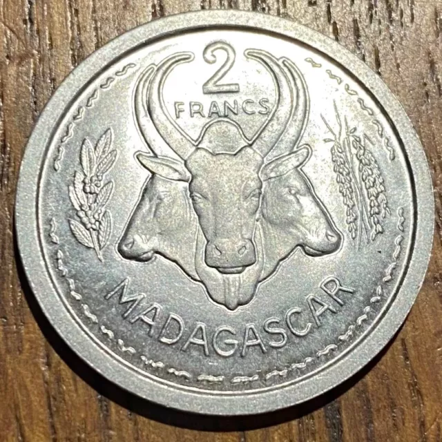 Piece De 2 Francs  1948 Madagascar (1119)