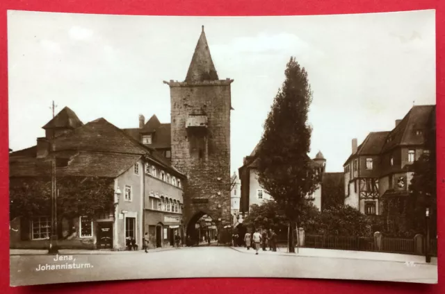 Foto AK JENA um 1930 Johannisturm mit Platzansicht und Bäckerei    ( 15083