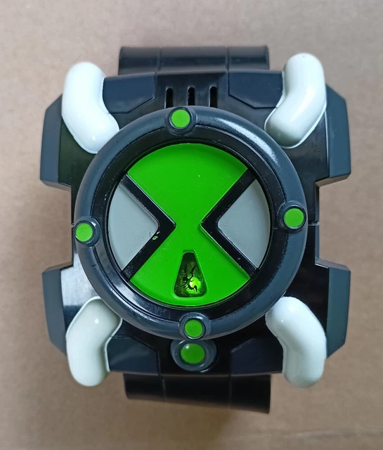 MONTRE BEN TEN 10 Alien Force Ultimate Omnitrix FX Light Sound (Bandai
