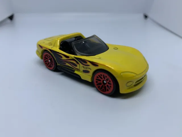 Hot Wheels - Dodge Viper SRT RT/10 GTS - Diecast Collectible - 1:64 Scale - USED