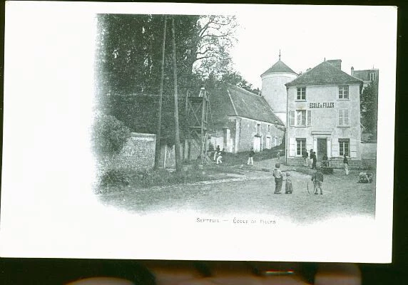 CPA FRANCE 78 "Saint Cyr l'Ecole, la route de Fontainebleau" | 78
