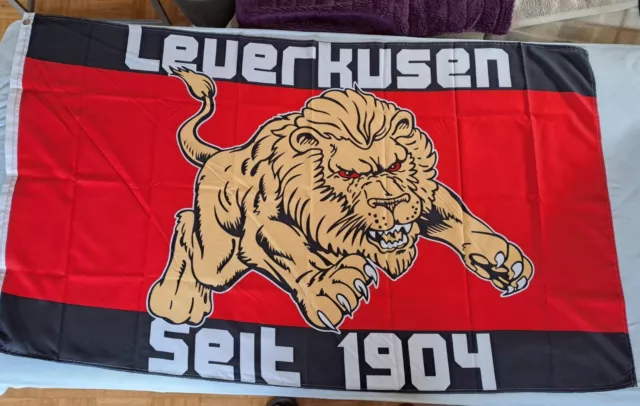 Bayer 04 Leverkusen - Fahne - Groß - 150 cm X 86 cm - Neu & OVP