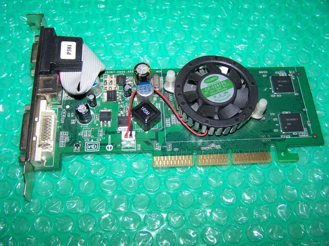 SPARKLE NVIDIA GEFORCE 6200 256 Mo DVI carte graphique VGA AGP