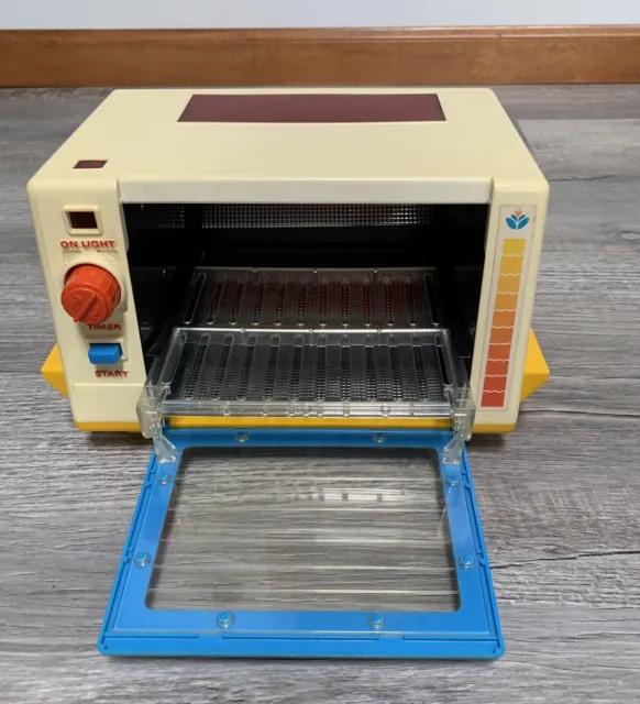 Vintage Fisher Price Toaster Oven Play Kitchen Toy 1987 - WORKS!