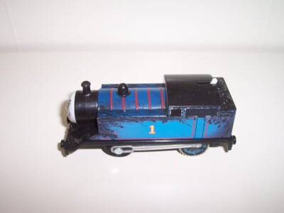 tomy motorized thomas