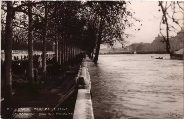 CPA AK PARIS Le Barrage Quai des Tuileries FLOODS 1910 (606185)