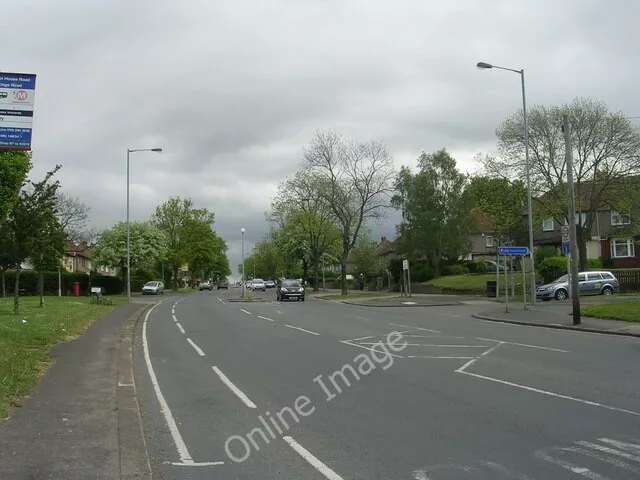 Photo 6x4 Swaine House Road - viewed from Kings Road Shipley/SE1437  c2011