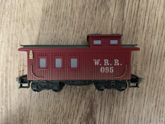 Hornby 00 Toy Story 3 rot verwitterte Westernkutsche W.R.R 95 Loco R1149 Caboose