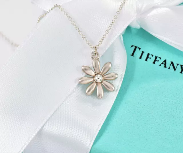 Tiffany & Co Brushed Silver Daisy Flower Pendant Necklace in Pouch Rare Matte 3