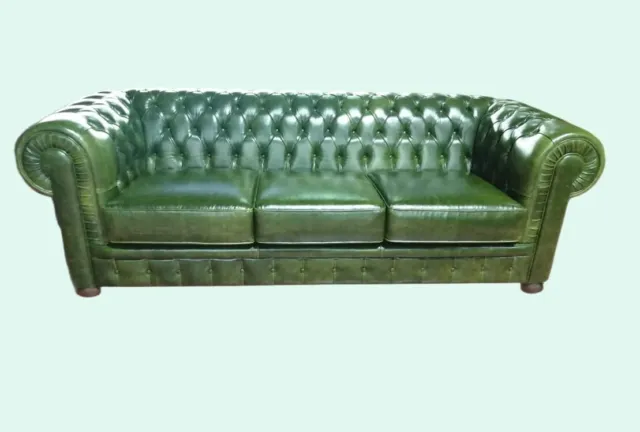 Divano sofa' capitonne' 3P sedute tre posti Chesterfield in pelle vintage lucida