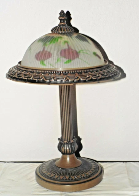 Lamps Adorable Tiffany Style 18"H Floral Glass Shaded & Ornate Metal Table Lamp