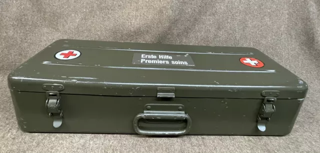 VINTAGE CAJA DE CONEXIÓN /Primeros auxilios maleta de aluminio / Ejército suizo
