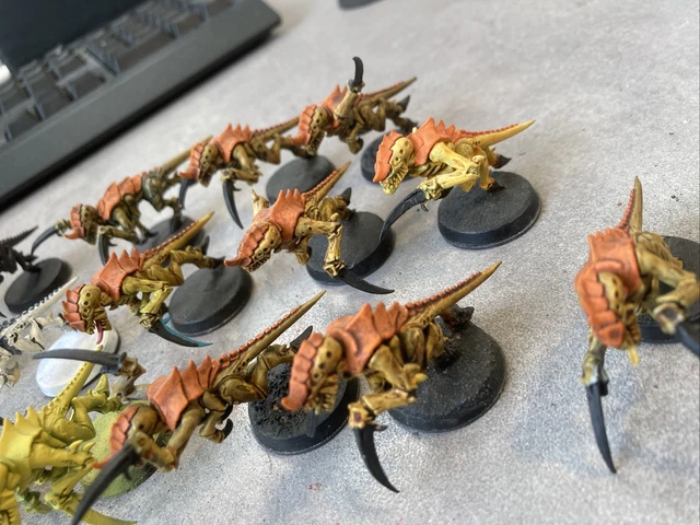 Warhammer 40k - Tyranids - Hormaganten (29x) - teilweise bemalt - Magnetbases