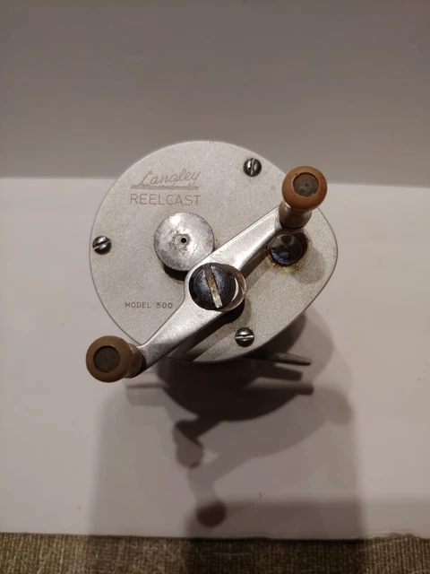 Moulinet de pêche vintage LANGLEY Reelcast modèle 500 Moulinet de pêche vintage LANGLEY Reelcast modèle 500