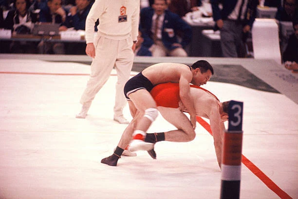 TOKYO OLYMPIC GAMES Wrestling Yojiro Uetake, Huseyin Akbas 1964 Old ...