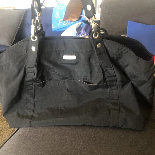 Baggallini Style Tote Bag Made For Coke Cola, Size 16X12X7, Includes Sandals 5/6