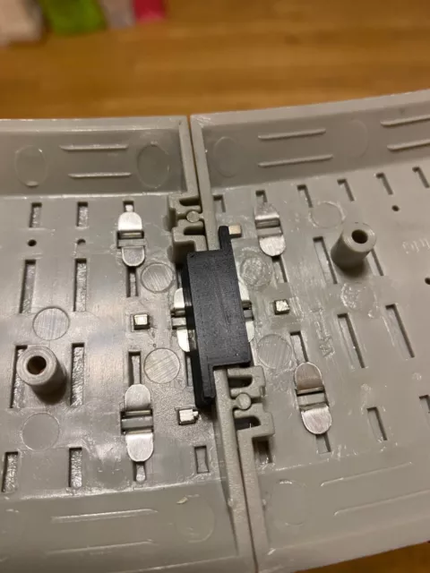Lionel O gauge FasTrack 16 clips