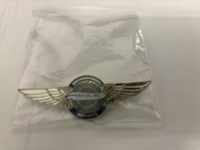 Walt Disney World - Cast Member - Monorail Pilot Wings/Badge/Pin