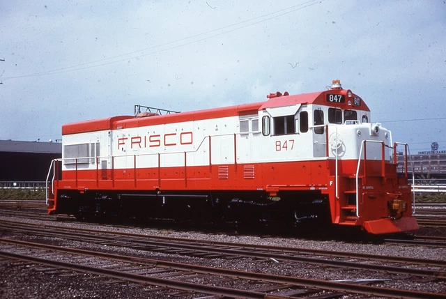 Duplicate Slide SLSF FRISCO GE U30B #847 Erie PA 1973