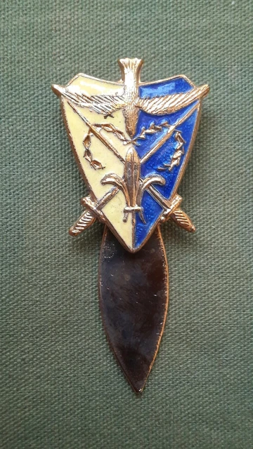 INSIGNE CAMELOTS du Roi . Politique royaliste .. action francaise EUR