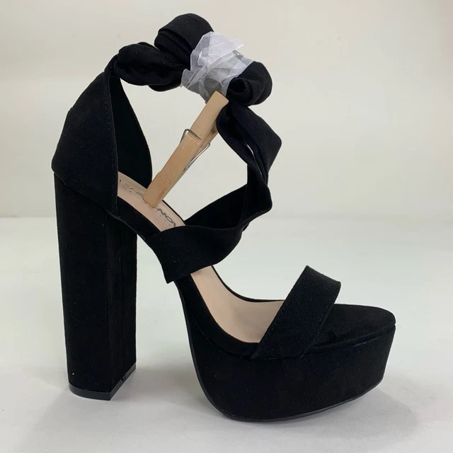 Fashion nova deals black heels